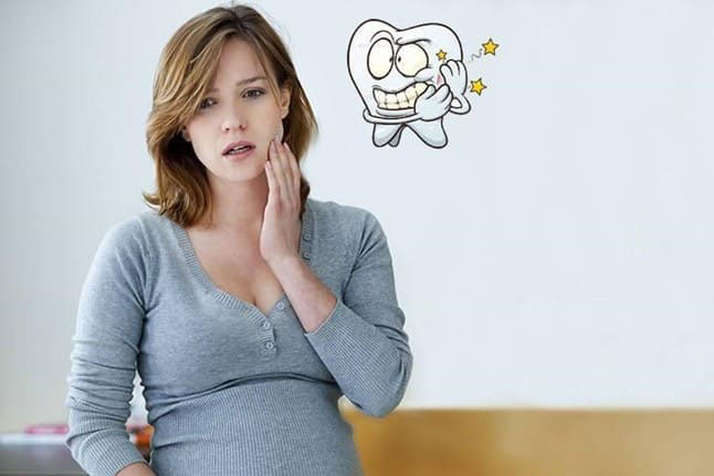 Phụ nữ mang bầu bị đau răng có thể xử lý những cơn đau nhẹ tại nhà