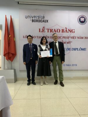 Bác sĩ CKI Trần Thị Hồng Tốt nghiệp khoá học đào tạo liên tục Pháp - Việt